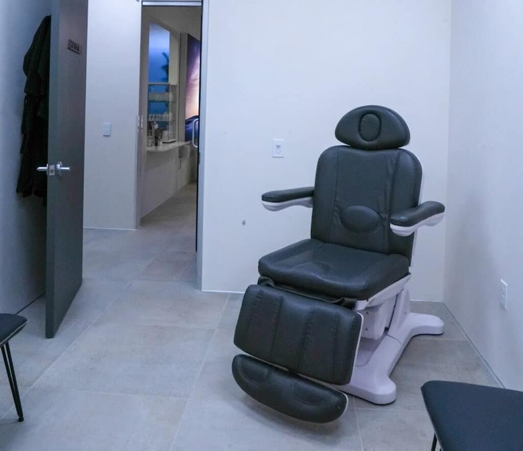 1733857857 chandler 1 - Elite Plastic Surgery