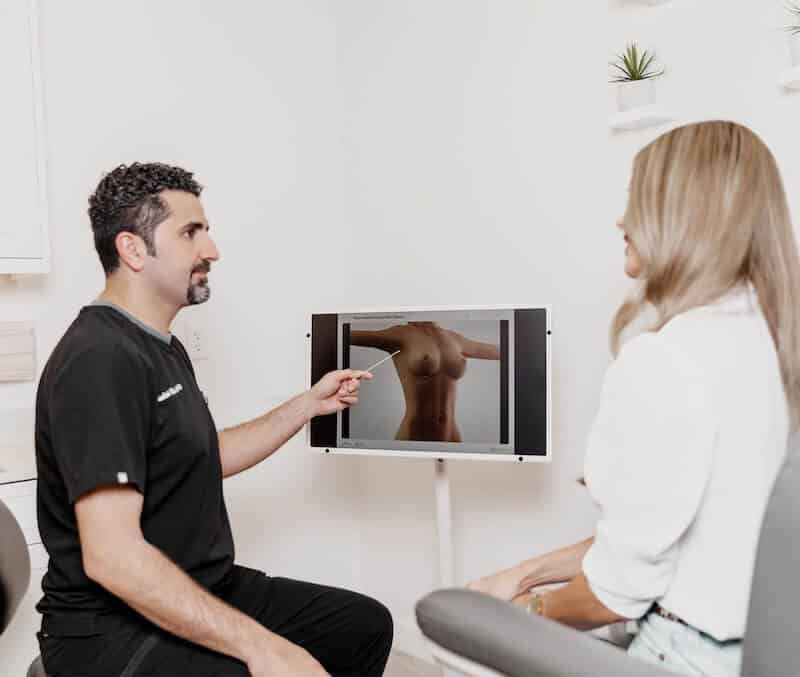 Breast Reconstruction Techniques - banner img